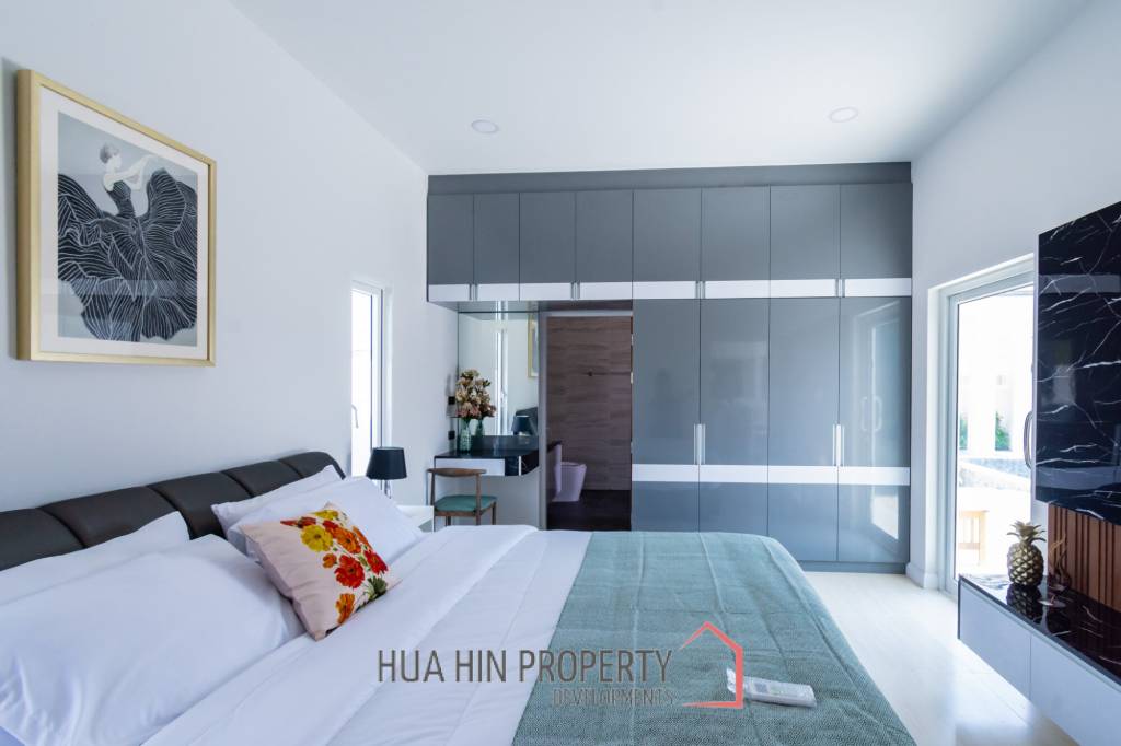 Luxurious 3-Bedroom Pool Villa in Hua Hin - ( UNDER CONSTRUCTION )