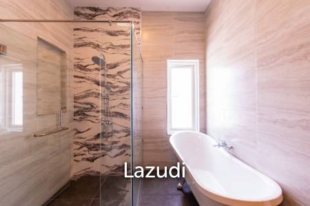 602 ตร.ม 3 เตียง 3 อาบน้ำ วิลล่า For ขาย