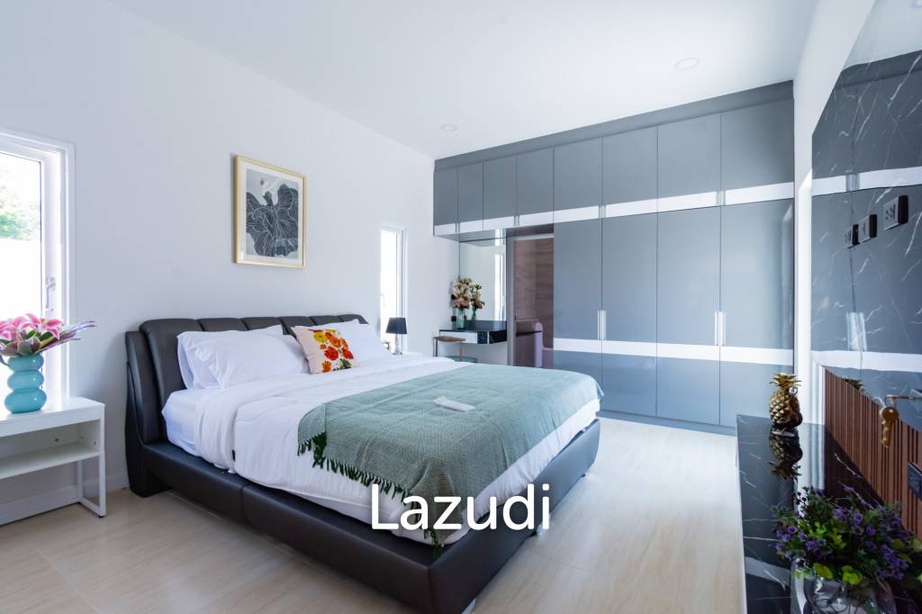 602 ตร.ม 3 เตียง 3 อาบน้ำ วิลล่า For ขาย