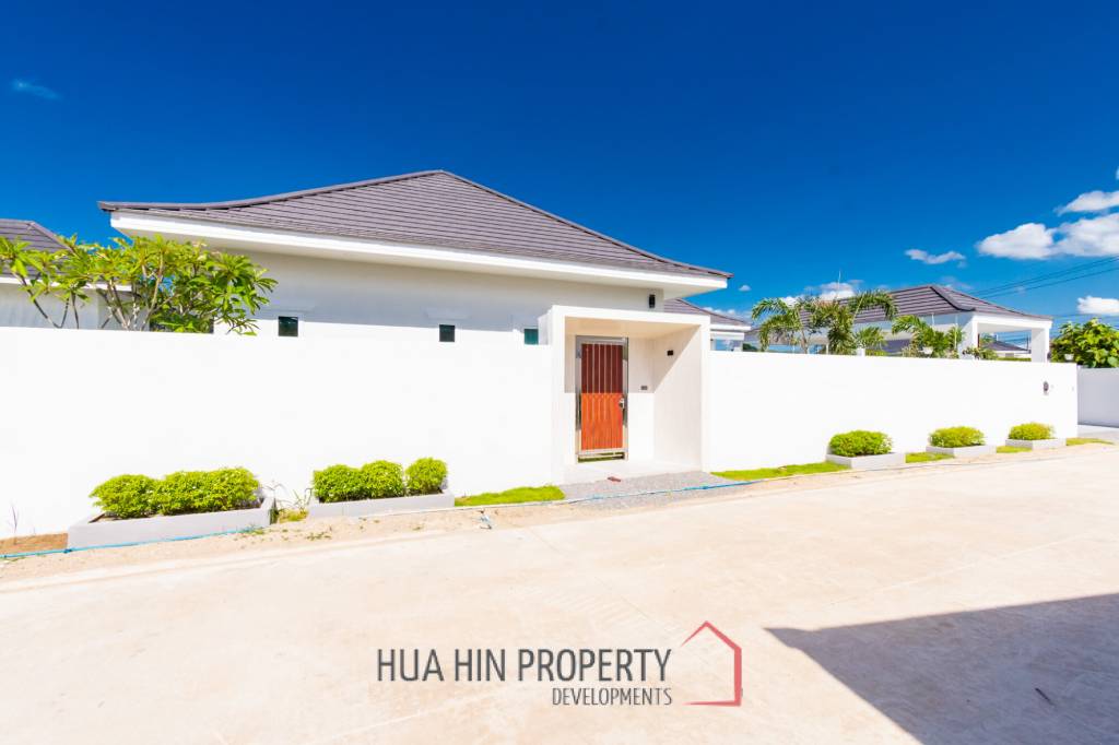Luxurious 3-Bedroom Pool Villa in Hua Hin - ( UNDER CONSTRUCTION )