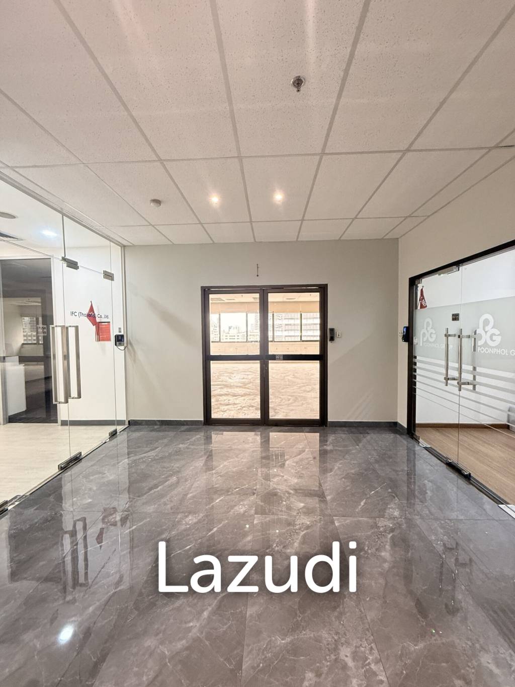 Spacious and Bright Office Space in Sathorn Road Bangkok