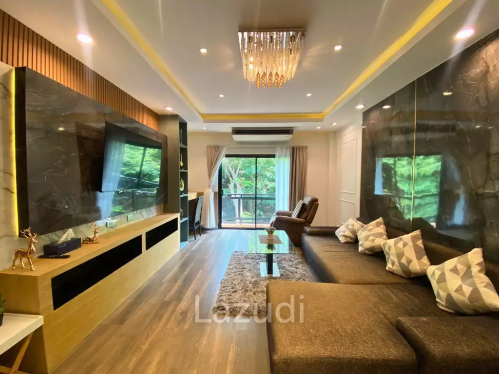 ยูนิตสุดหรูทันสมัยพร้อมดาดฟ้าแบบพาโนรามา