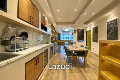 Luxury Modern Unit with Panoramic Rooftop