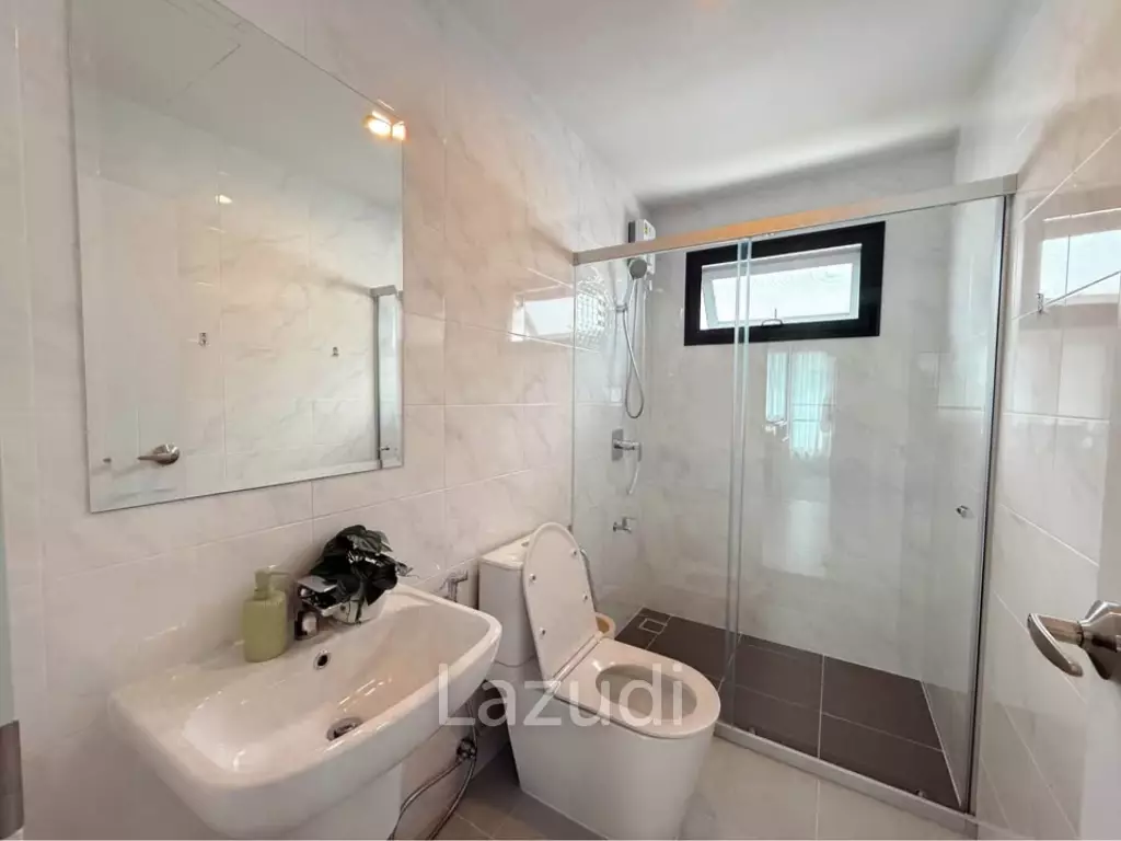 2-Storey 4-Bedroom House for Rent at Supalai Lake Ville in Koh Kaew