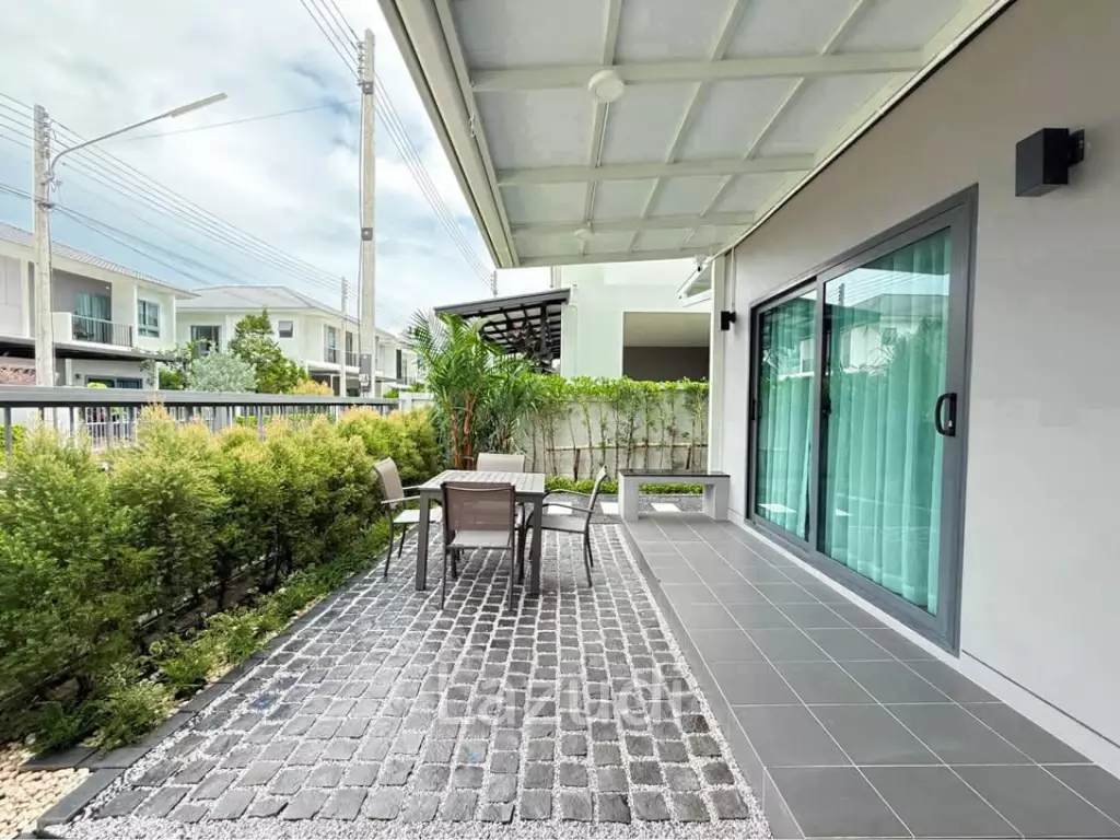 2-Storey 4-Bedroom House for Rent at Supalai Lake Ville in Koh Kaew