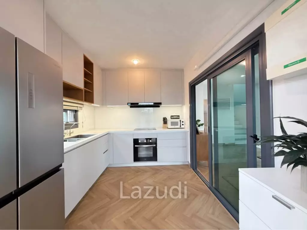 2-Storey 4-Bedroom House for Rent at Supalai Lake Ville in Koh Kaew