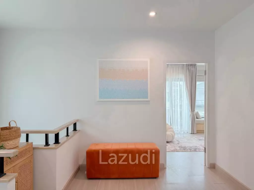 2-Storey 4-Bedroom House for Rent at Supalai Lake Ville in Koh Kaew