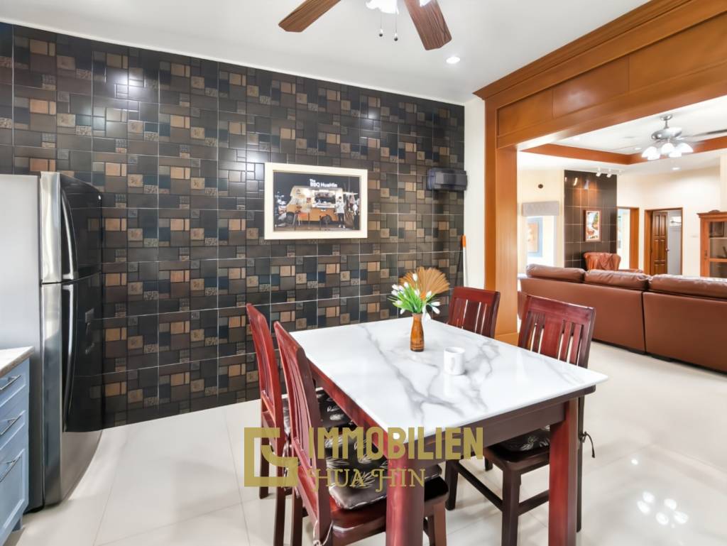 Bergblick / 420 qm Grundstück / 230 qm Wohnfläche