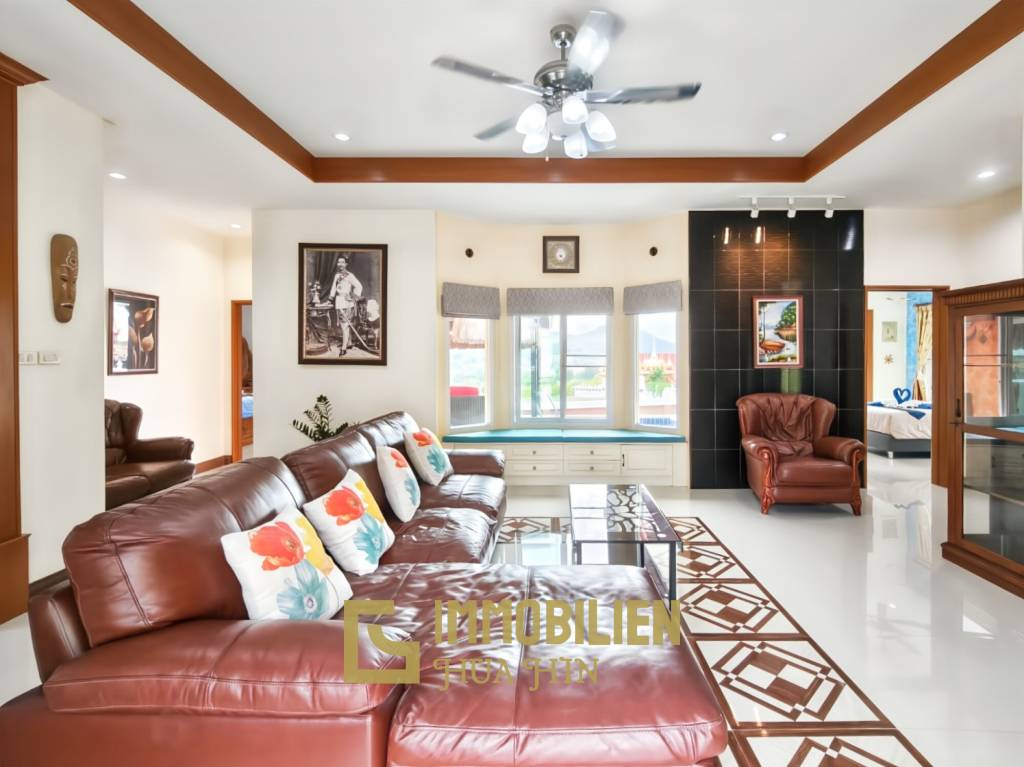 Bergblick / 420 qm Grundstück / 230 qm Wohnfläche