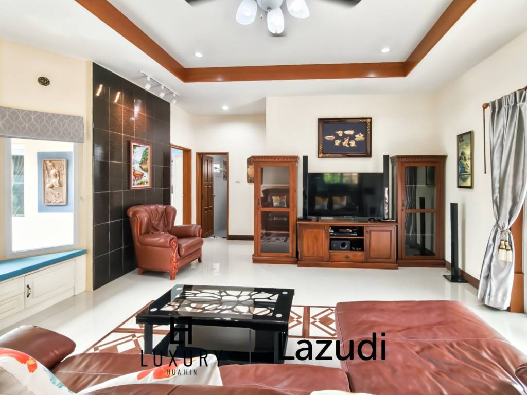 Bergblick / 420 qm Grundstück / 230 qm Wohnfläche