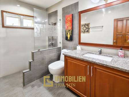 Bergblick / 420 qm Grundstück / 230 qm Wohnfläche