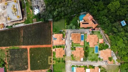 Bergblick / 420 qm Grundstück / 230 qm Wohnfläche