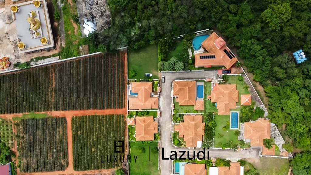 Bergblick / 420 qm Grundstück / 230 qm Wohnfläche