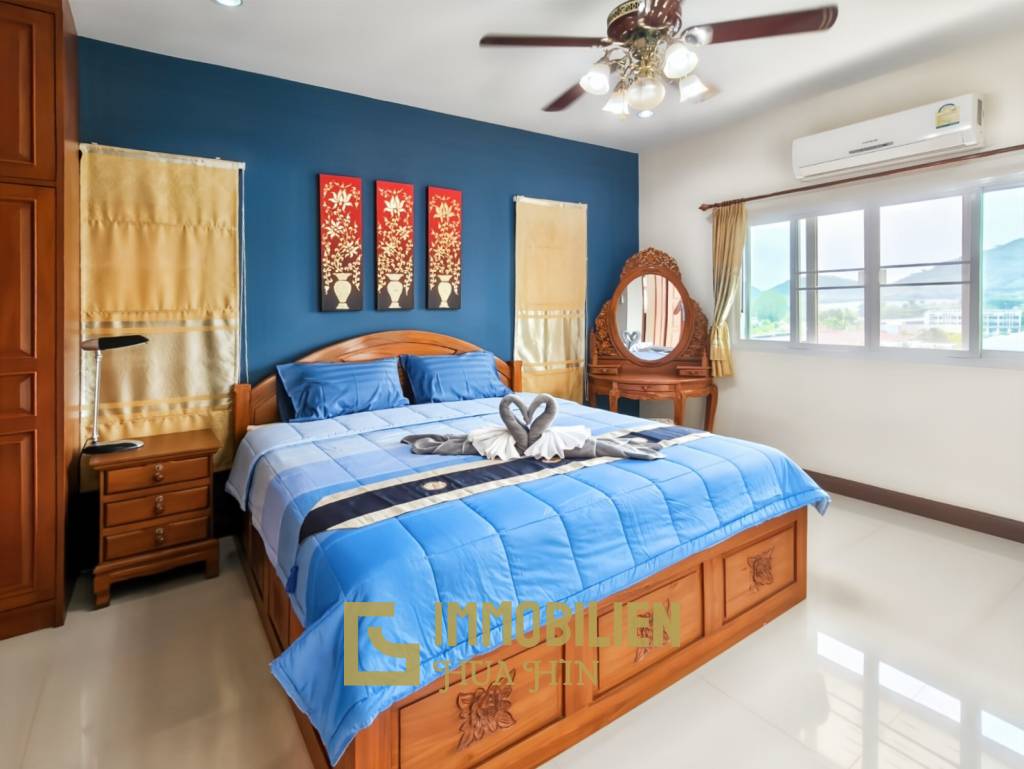 Bergblick / 420 qm Grundstück / 230 qm Wohnfläche