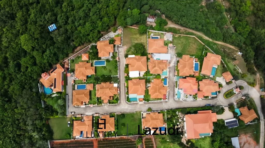 Bergblick / 420 qm Grundstück / 230 qm Wohnfläche