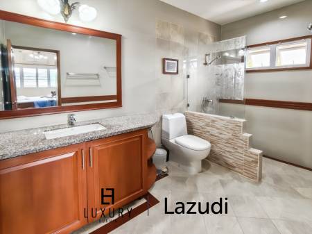 Bergblick / 420 qm Grundstück / 230 qm Wohnfläche