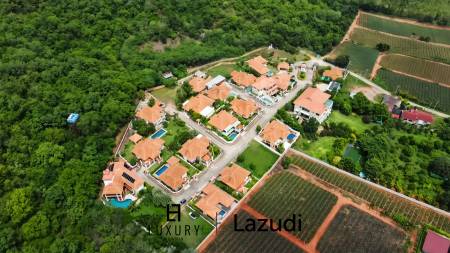 Bergblick / 420 qm Grundstück / 230 qm Wohnfläche