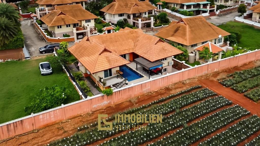 Bergblick / 420 qm Grundstück / 230 qm Wohnfläche