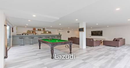 Luxury 7 Bedrooms Villa with Ocean View in Bo Phut