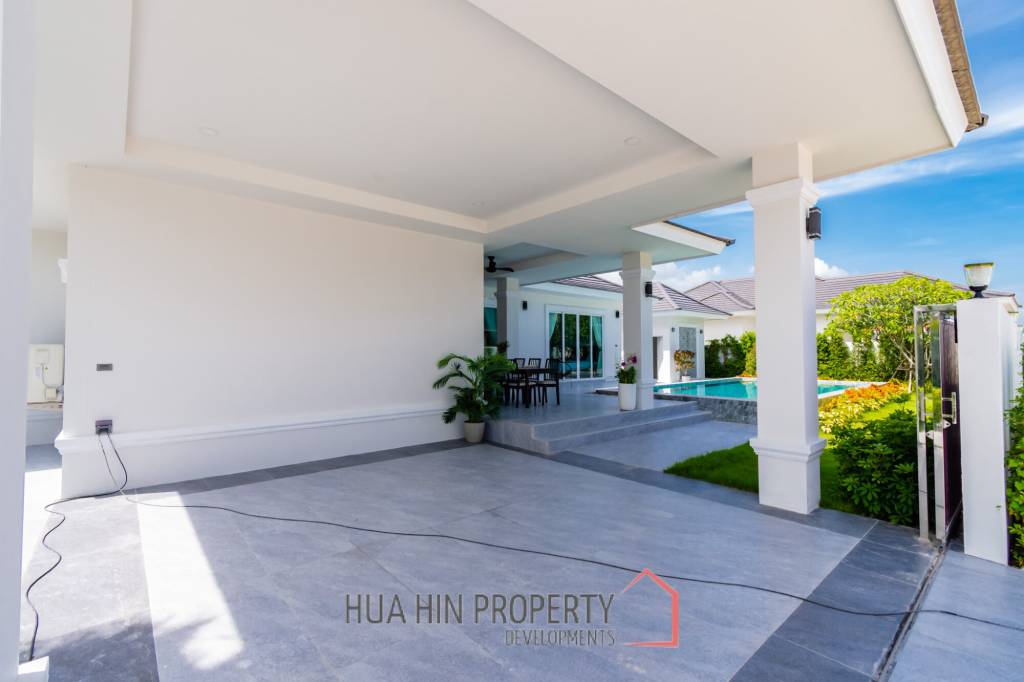 Modern Luxury Villa with Pool in Hua Hin