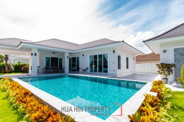Modern Luxury Villa with Pool in Hua Hin