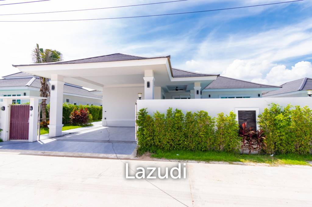 Modern Luxury Villa with Pool in Hua Hin