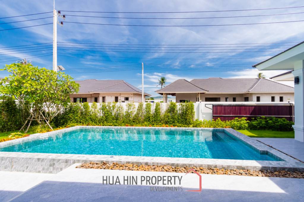 Modern Luxury Villa with Pool in Hua Hin