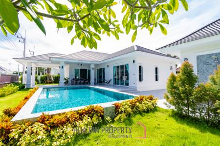 Modern Luxury Villa with Pool in Hua Hin
