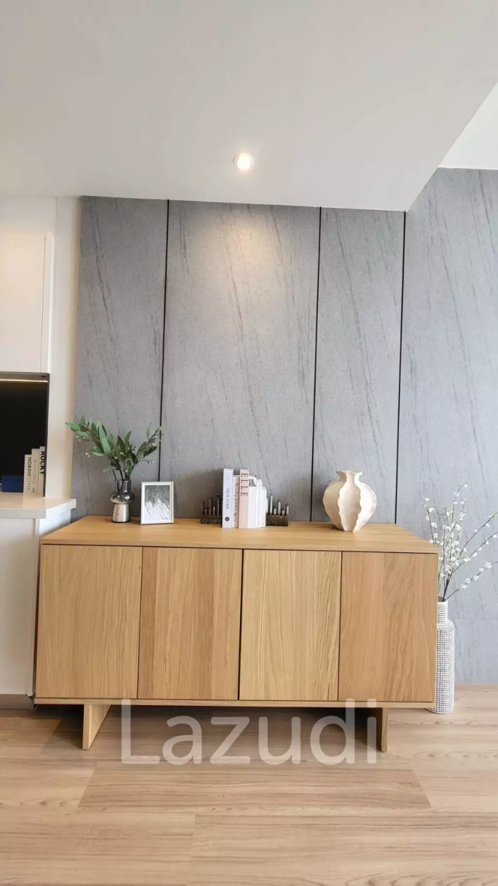 64.2 Sqm 2 Bed 2 Bath Condo For Sale in Noble Form Thonglor