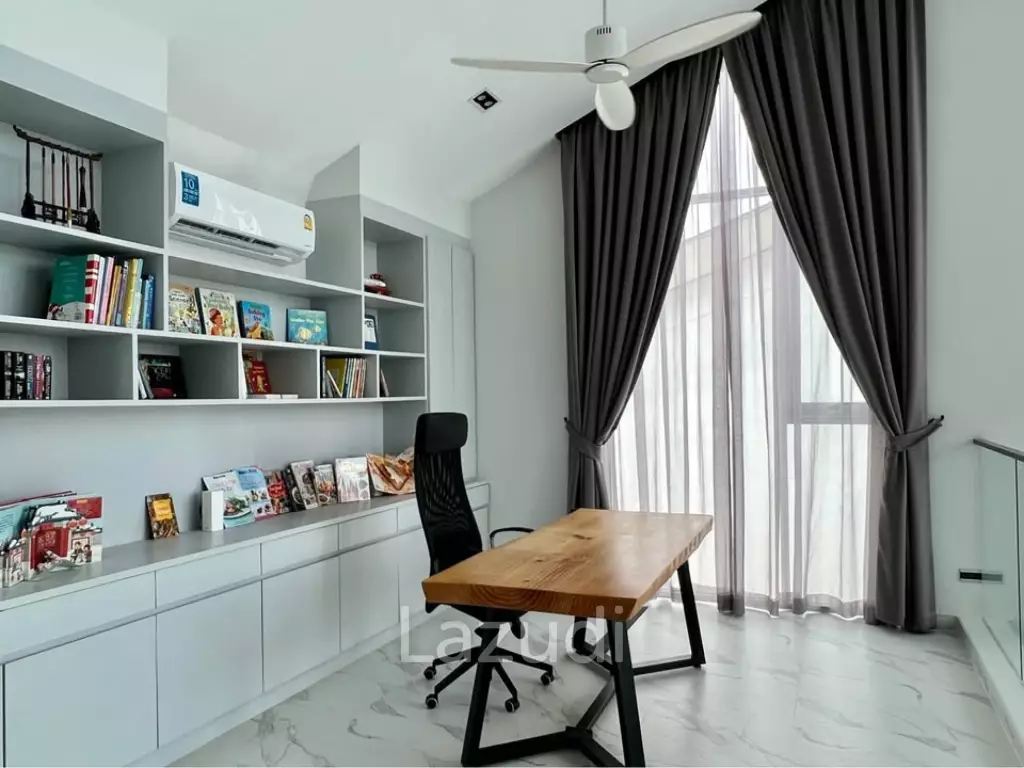 Modern 4-Beroom House for Rent In Soi Cherng Talay 2