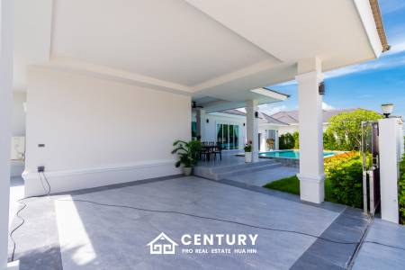 279 ตร.ม 3 เตียง 2 อาบน้ำ วิลล่า For ขาย