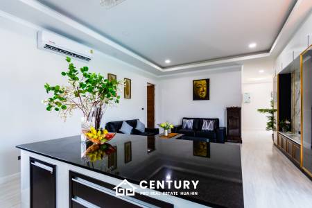 279 ตร.ม 3 เตียง 2 อาบน้ำ วิลล่า For ขาย