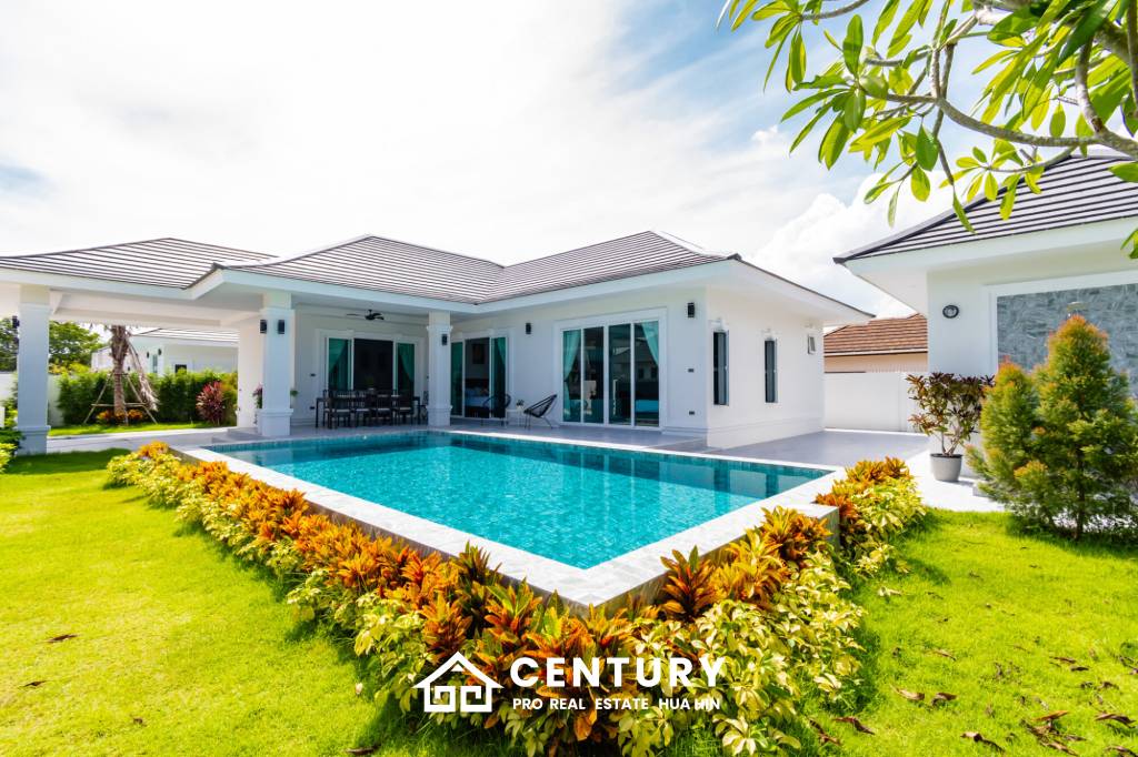 279 ตร.ม 3 เตียง 2 อาบน้ำ วิลล่า For ขาย