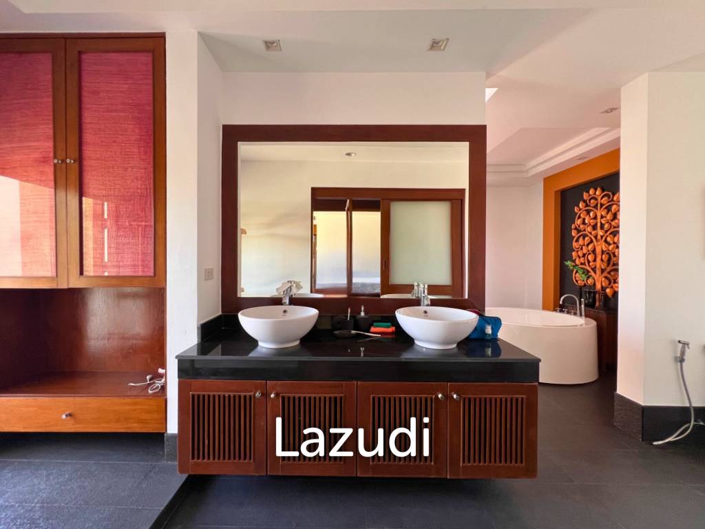 5 Beds 6 Baths 500 SQ.M. Phutara Villa Pattaya