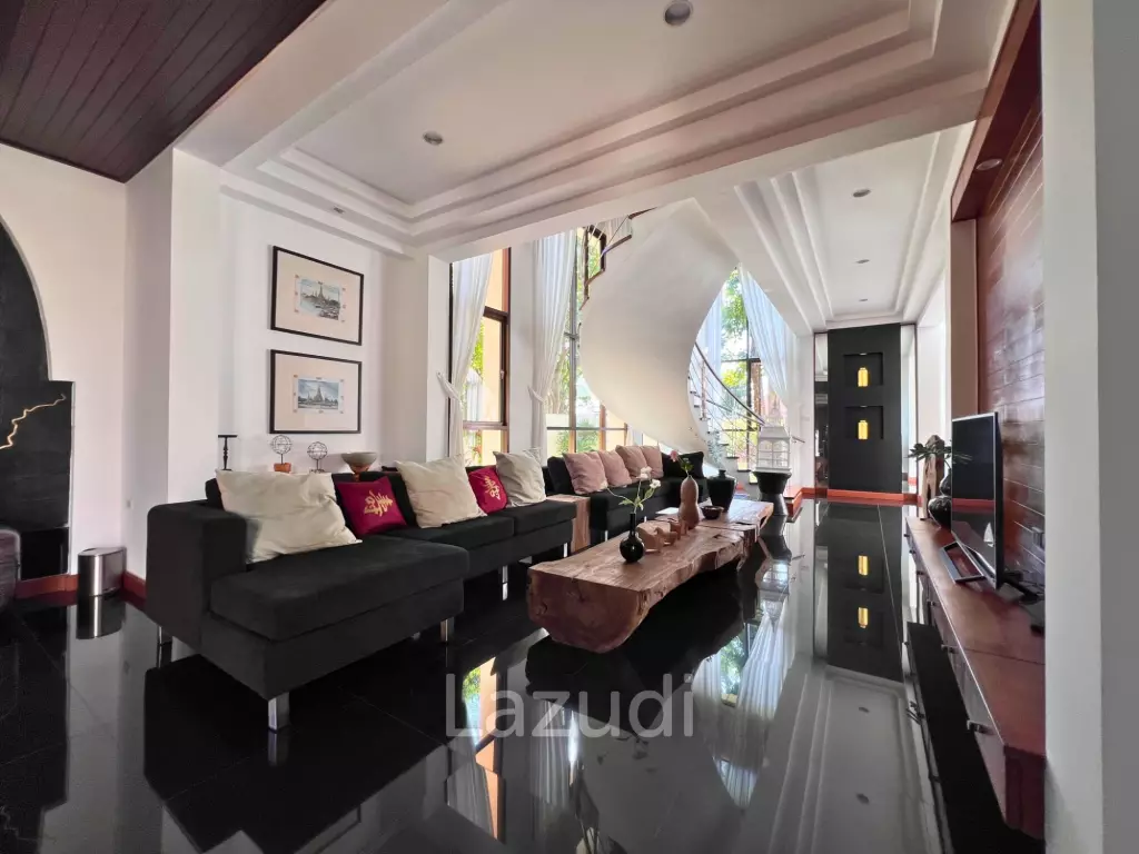 5 Beds 6 Baths 500 SQ.M. Phutara Villa Pattaya