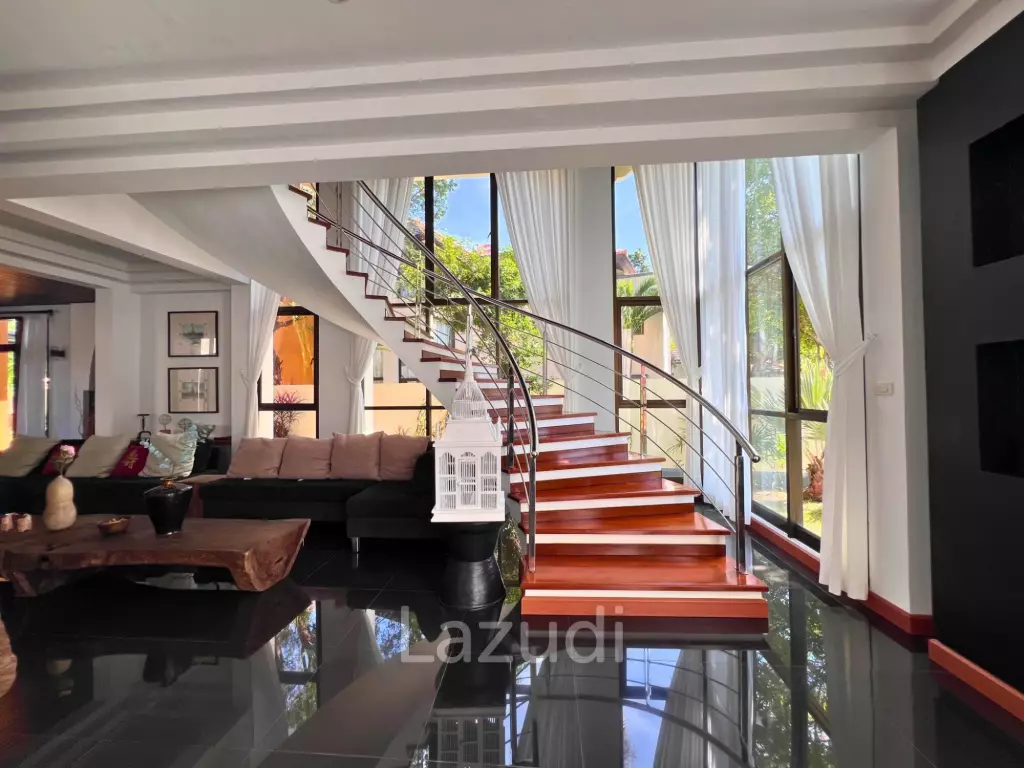 5 Beds 6 Baths 500 SQ.M. Phutara Villa Pattaya
