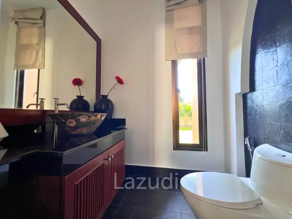 5 Beds 6 Baths 500 SQ.M. Phutara Villa Pattaya