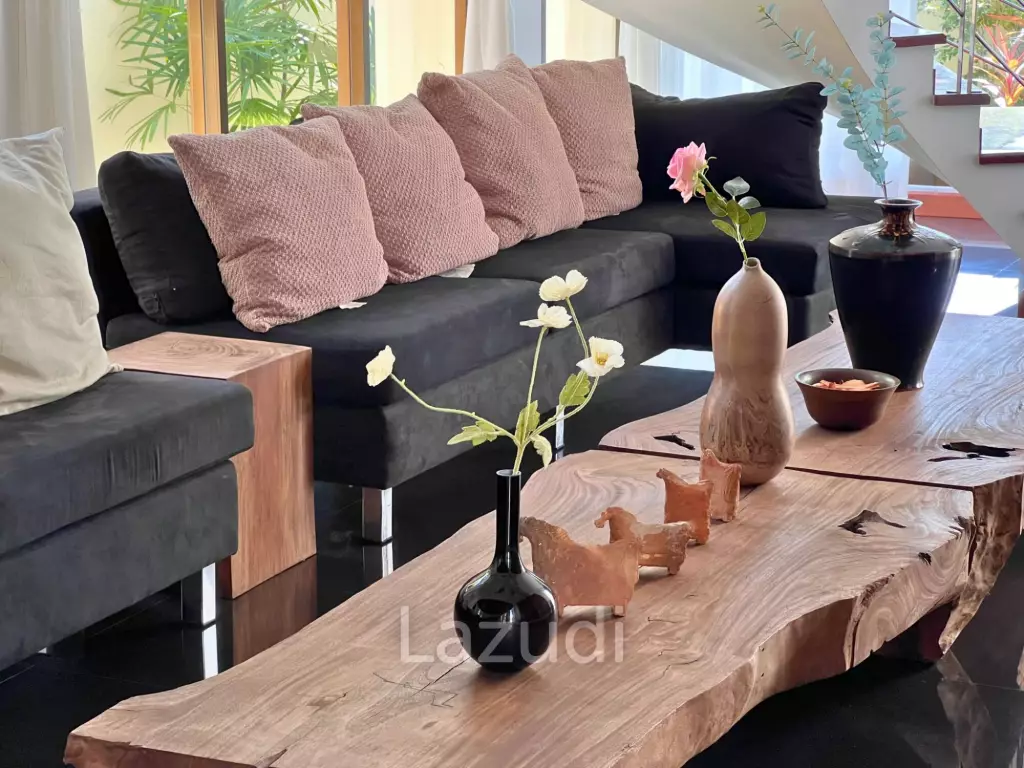 5 Beds 6 Baths 500 SQ.M. Phutara Villa Pattaya