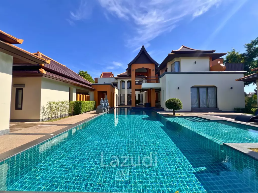 5 Beds 6 Baths 500 SQ.M. Phutara Villa Pattaya