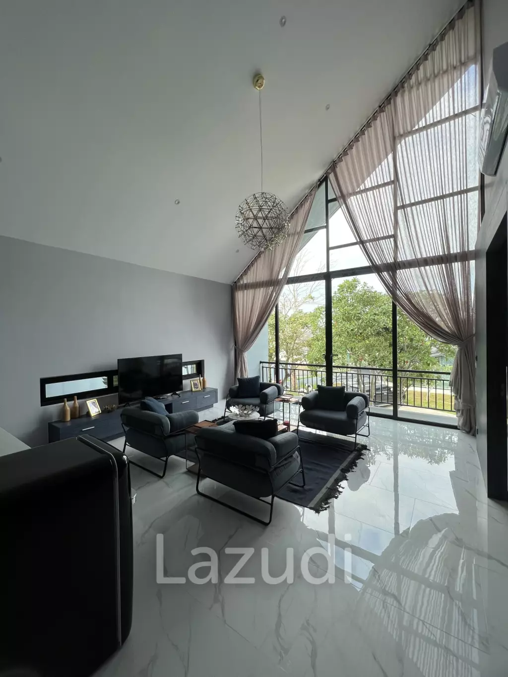 Modern 3-Bedroom Pool Villa for Sale in Bang Tao