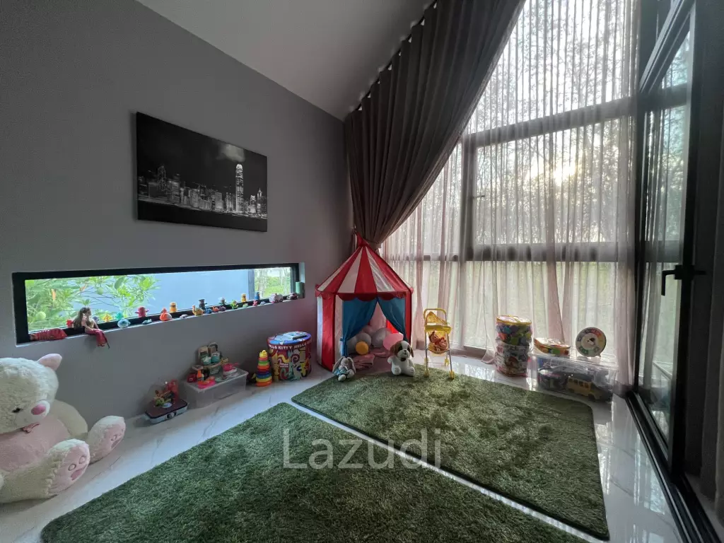 Modern 3-Bedroom Pool Villa for Sale in Bang Tao