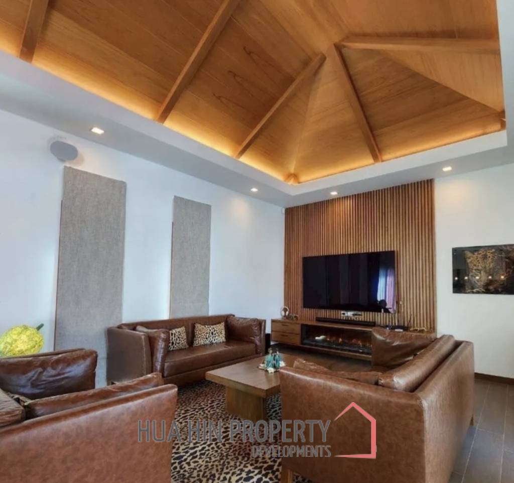 HILLSIDE HAMLET9  : 3 bed exceptional resale villa