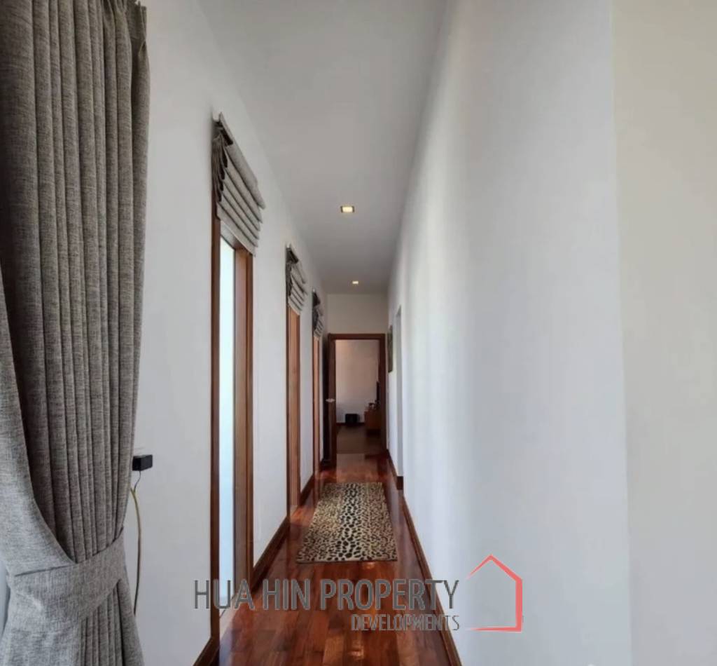 HILLSIDE HAMLET9  : 3 bed exceptional resale villa