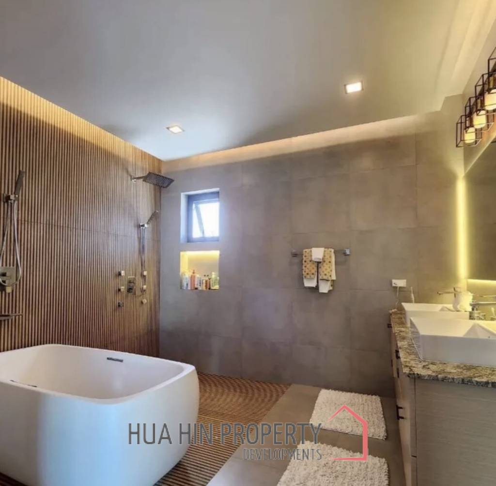 HILLSIDE HAMLET9  : 3 bed exceptional resale villa