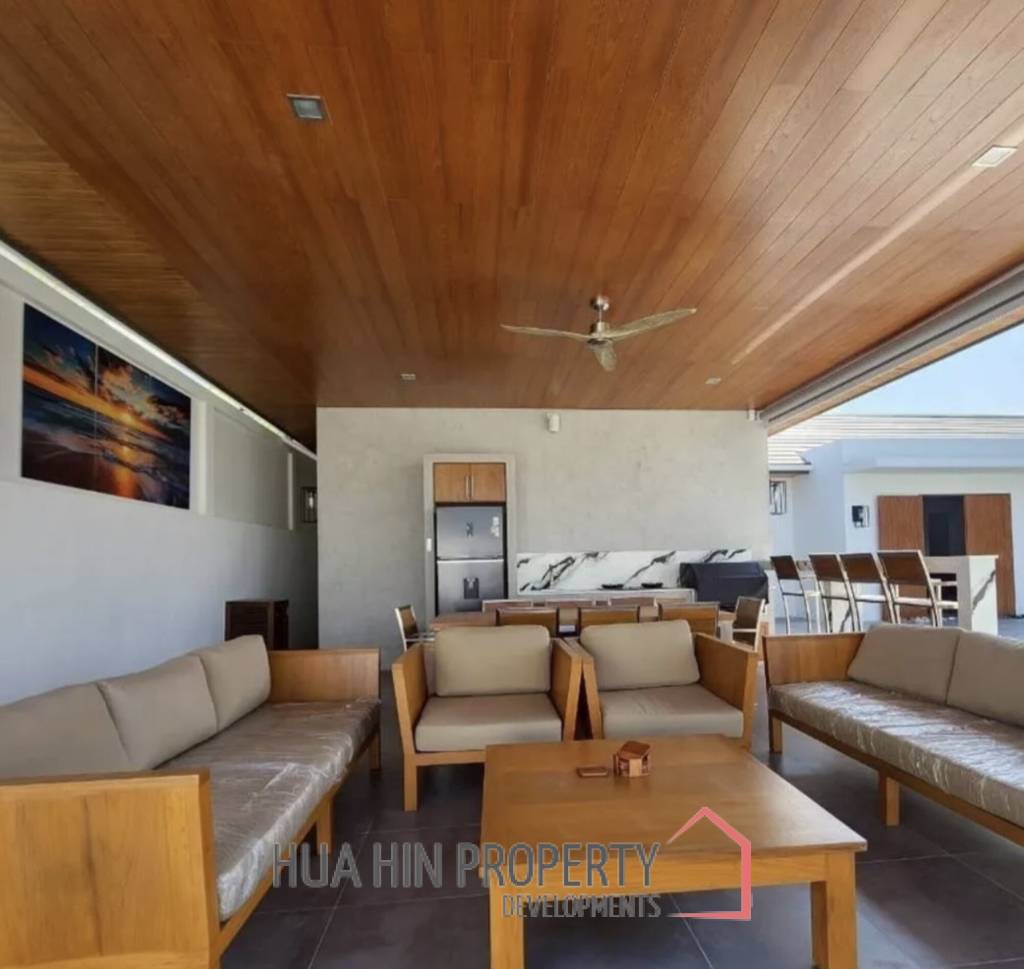 HILLSIDE HAMLET9  : 3 bed exceptional resale villa