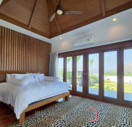 HILLSIDE HAMLET9  : 3 bed exceptional resale villa