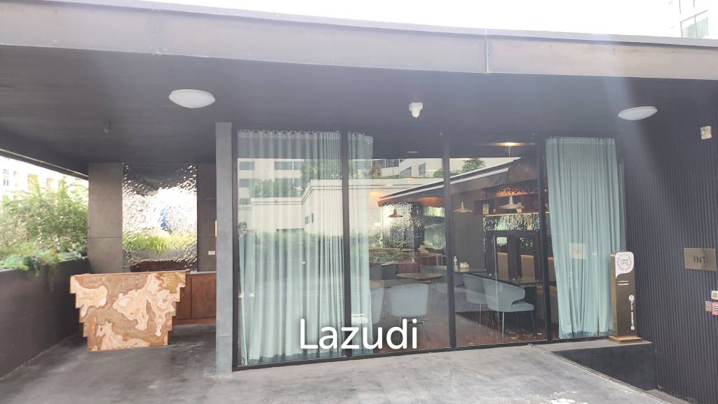 214sqm Award-Winning Restaurant on Sukhumvit 20 Hotel Rooftop -  Very Affordable Fully Equipped and Ready to Operate