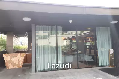 214sqm Award-Winning Restaurant on Sukhumvit 20 Hotel Rooftop -  Very Affordable Fully Equipped and Ready to Operate