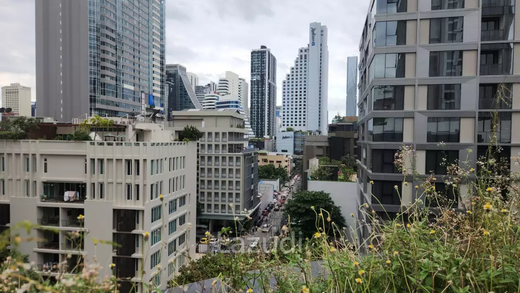 214sqm Award-Winning Restaurant on Sukhumvit 20 Hotel Rooftop -  Very Affordable Fully Equipped and Ready to Operate