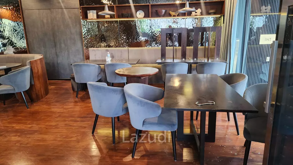 214sqm Award-Winning Restaurant on Sukhumvit 20 Hotel Rooftop -  Very Affordable Fully Equipped and Ready to Operate